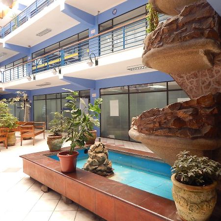 Hotel Bamboo Ікіке Екстер'єр фото